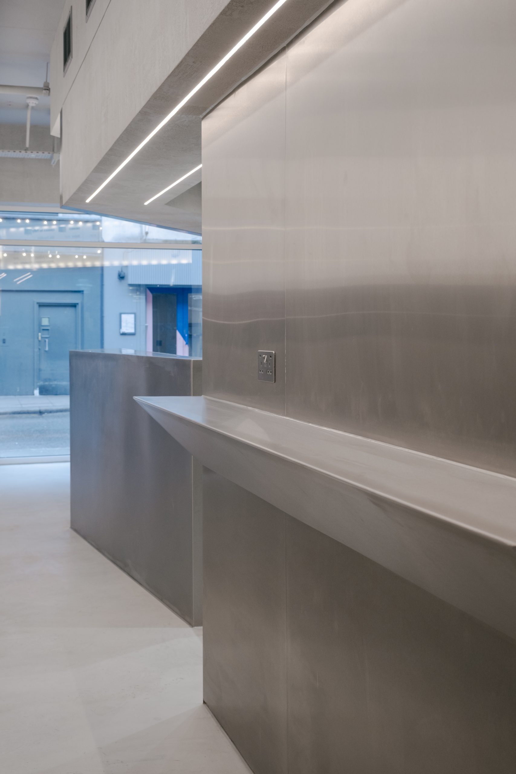 Deep Surface LED Profile - Image 4