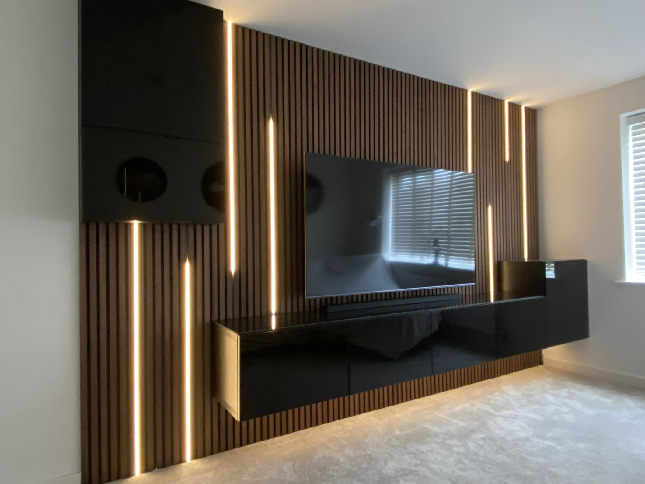 Acoustic/Slat Wall LED Profile (2.4m) (Black) - Image 8